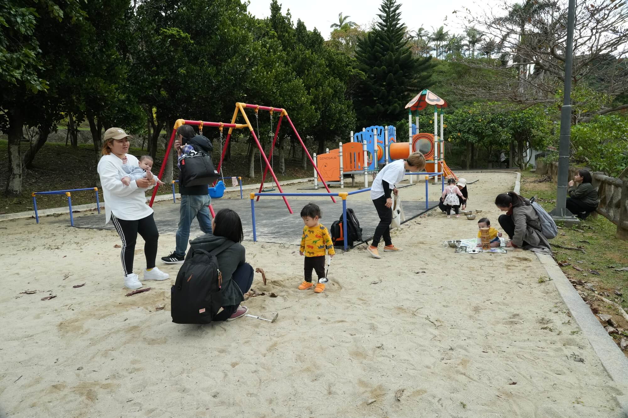 ブランクがある方も安心して仕事ができる研修制度を整え、保育に関わる仕事に再挑戦したい方を募集